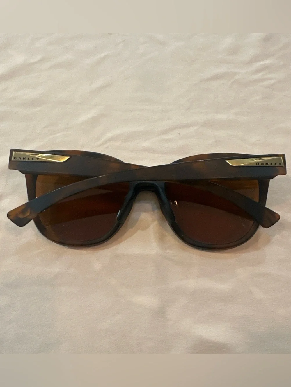 Oakley women sunglasses
